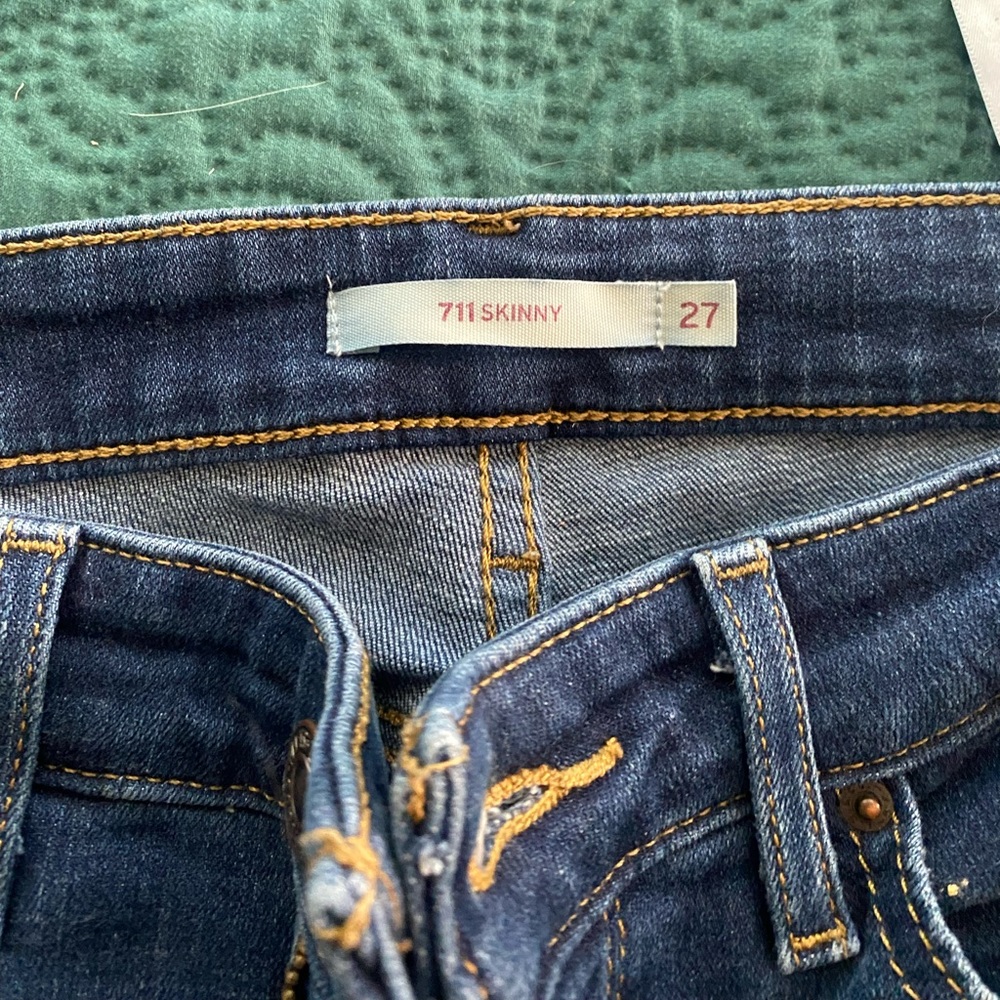 Levi Jeans 711 Skinny 27